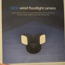 Blink Wired Floodlight Smart Security Camera, 2600 lumens, HD live View - BLACK