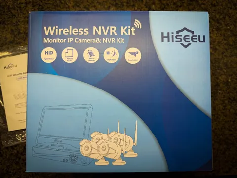 Hiseeu Wireless Security Camera System 4CH HD NVR CCTV Kit Brand New WNKIT10V
