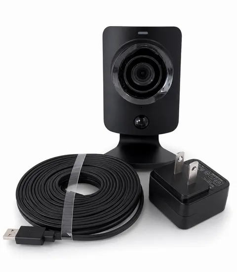 SimpliSafe SimpliCam 1080p Indoor Wi-Fi IP Camera Black USB Cable/Adapter