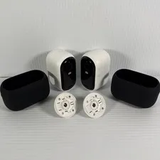 (2) Arlo Essential (2nd Gen) VMC3050 2K Outdoor Camera (w/mounting plate)