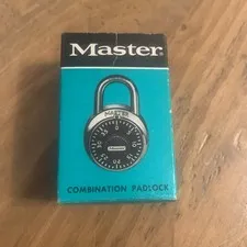 Master Lock 1500 Combination Padlock Black. New Open Box