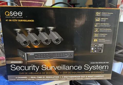 Q-SEE Security Surveillance Security System with DVR. QT5140-4A6-5
