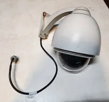 Pelco D Auto-Tracking PTZ Security Camera – Turns on, outputs video, and rotates