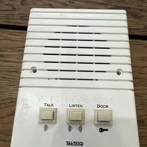 TekTone Apartment Speaker Station, 4 Wire (IR104C)