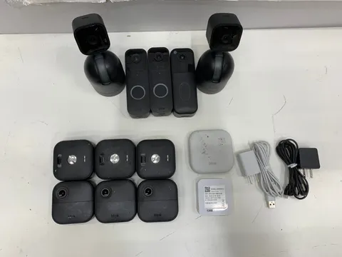 Blink Mixed Lot/ Mini Pan Tilt camera/Sync Module Lot