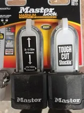 Master Lock Heavy Duty Outdoor Padlock with Key, 2-1/8 in. Wide, 2-1/2 in. Shack