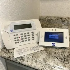 ADT Security Touchscreen Panel model # HK-XX11-U09N ADT master control panel E4