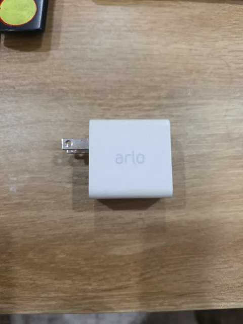 Arlo charging adapter for Arlo PRO 3