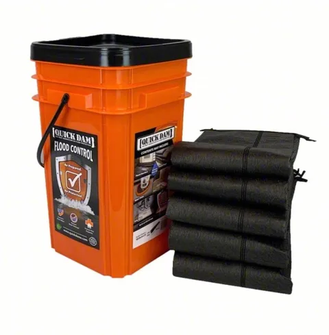Quick Dam QDGG10-5 Grab & Go Flood Barrier Emergency Kit, (5) x 10 Ft Barriers