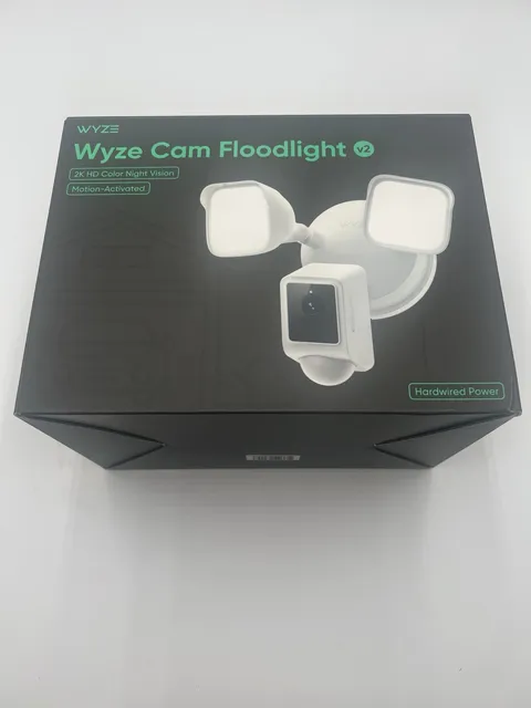 Wyze Cam Floodlight V2 Motion-Activated 2K HD Color Night Vision Camera
