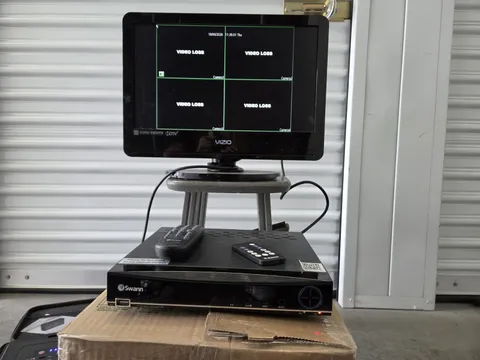 SWDVR-44200H / DVR4-4200 Digital Video Recorder 4-Ch 960H PRO-SERIES / Remotes