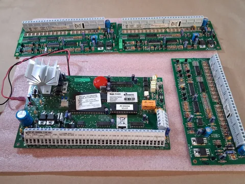DSC MAXSYS PC4020 Power Series PC4020PCB Boards V 3.57 PC4020A