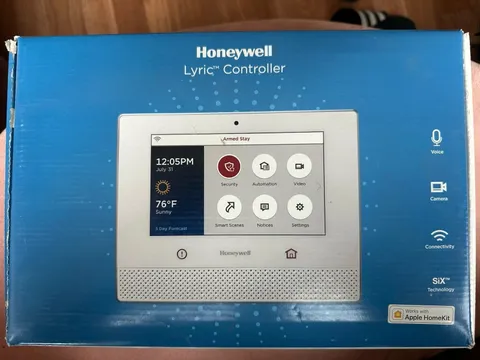 ***** REDUCED ***** USED Honeywell LCP500l &LKP500 (Factory defaulted)