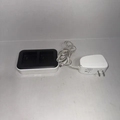 Arlo VMA5400C Dual Charging Station Accessory Charge Up to Two Batteries Fast