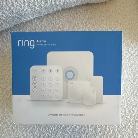 Ring Alarm Home Security Kit 5-Piece w/ Keypad, Motion, Contact, Extender