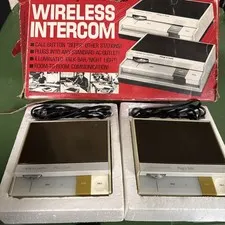 REALISTIC VINTAGE WIRELESS INTERCOM PLUG N TALK 2 STATION CAT NO 43-209 Working