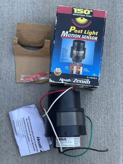 Heath Zenith SL-4100BK-A 150 Degree Motion Sensing Post Light Adapter Black