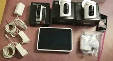 Vivint Smart Hub VS-SH2000-C00 Doorbell Pro 2 VCAM-1 Cameras Bundle