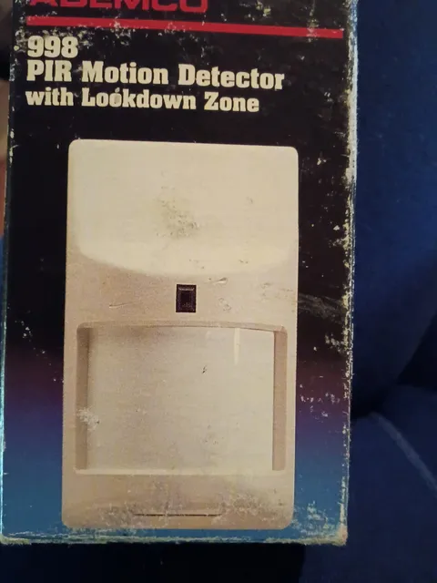 Ademco Motion Detector 998 PIR  With Lockdown Zone 