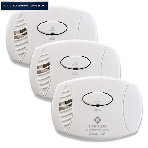 First Alert Plug in Carbon Monoxide Alarm 3-Pack, White