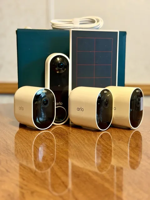 Arlo Pro 4 -3 Cam Bundle -1 Doorbell, 3 Cameras, 7 Mounts, + 1 Solar Panel
