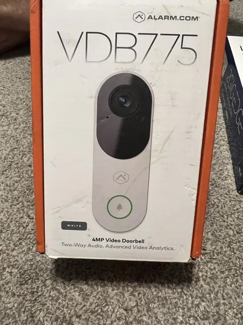 Alarm.com VDB775 4MP Smart Wi-Fi Video Doorbell Camera White Two-Way Audio
