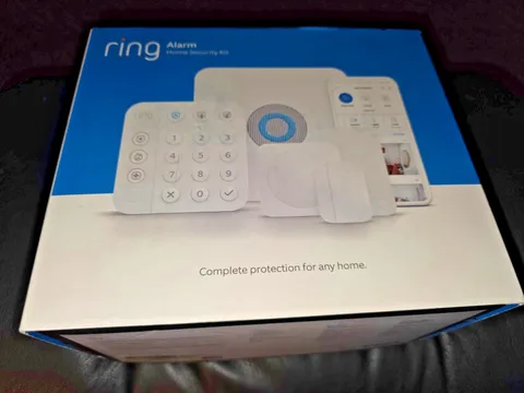 Ring Alarm Home Security Kit 5 piece kit (Contact sensor only piece used)