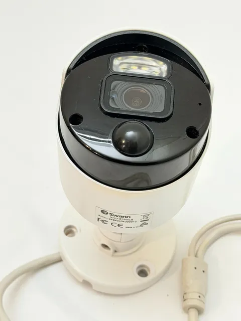 Swann 4K NHD-875WLB Day Night Security Camera NVR Network Ethernet POE cable