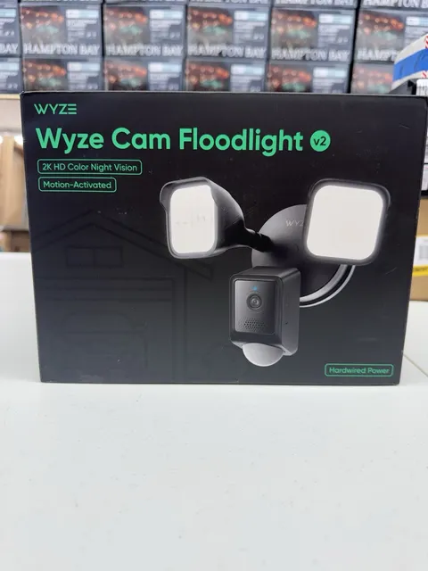 WYZE Wired Outdoor Wi-Fi Floodlight v2 Home Security Camera with 2K Video BLACK